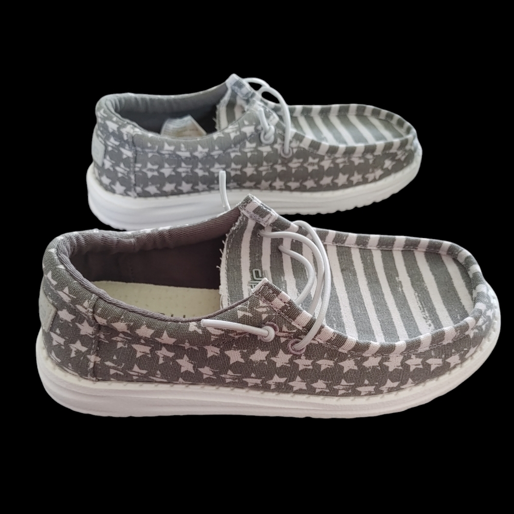 NWOT Youth Hey Dude Wally Greyed Patriot Slip-On Boat Shoe Sneaker